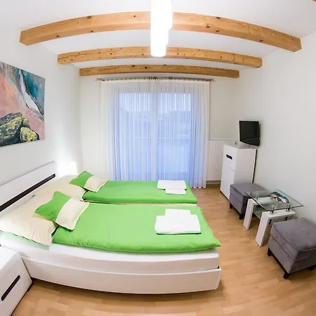 Vendégház Tri Koruny 3*