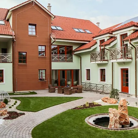 Vendégház Tri Koruny 3*