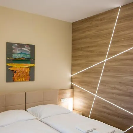 Vendégház Tri Koruny 3*